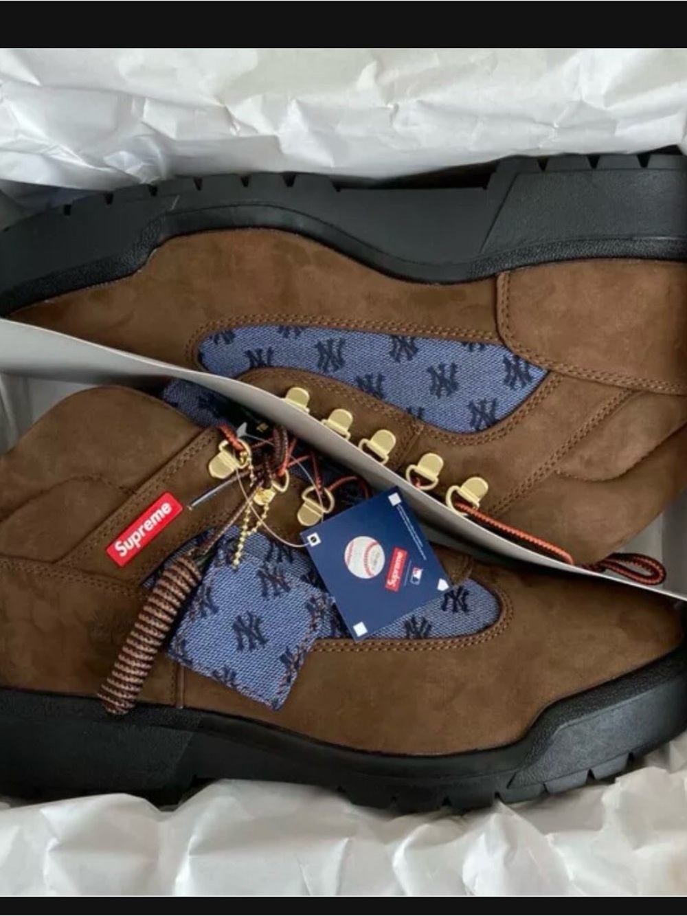 Supreme x New York Yankees x Timberland Boot, Brown Mens Size 11